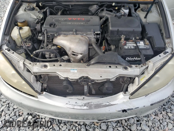 2006 Toyota Camry STD with VIN 4T1BE32K76U666957, listed as a Copart auction lot 51637265 with 303,409 mi miles and Salvage Title. Bid and sale history available at DreamBid. Image 11.