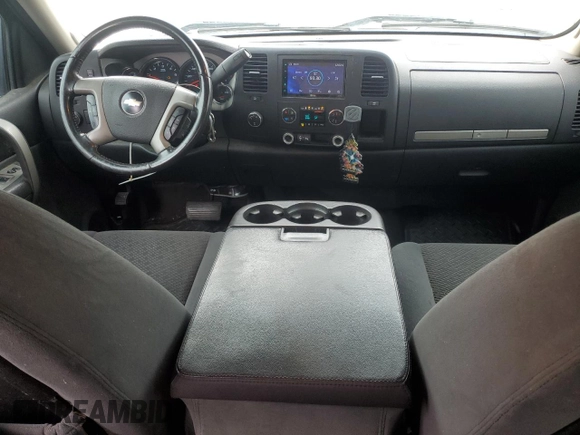 2008 Chevrolet Silverado 1500 1LT with VIN 2GCEK19J781140967, listed as a Copart auction lot 52045615 with 179,238 mi miles and Salvage Title. Bid and sale history available at DreamBid. Image 8.