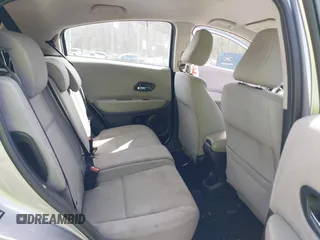 2017 Honda HR-V LX with VIN 3CZRU6H33HM729657, listed as a IAAI auction lot 41844221 with 181,047 mi miles. Bid and sale history available at carsss.com. Image 8.