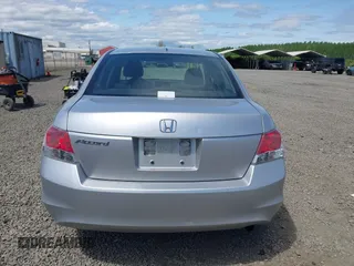2009 Honda Accord EX-L z VIN JHMCP26809C010037, wystawiony jako IAAI lot #42212880 z przebiegiem 31 520 mil mil oraz . Historia ofert i sprzedaży dostępna na DreamBid. Obrazek 16.
