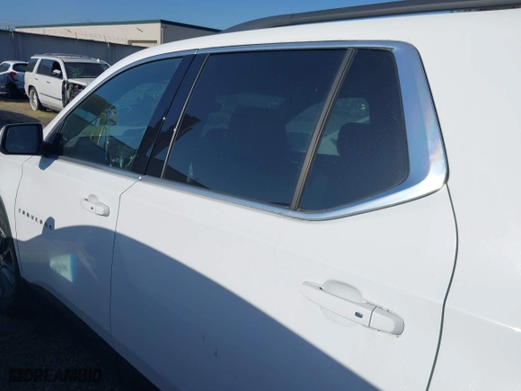 2022 Chevrolet Traverse LT Cloth with VIN 1GNERGKW8NJ138562, listed as a IAAI auction lot 41730860 with 36,276 mi miles. Bid and sale history available at carsss.com. Image 15.