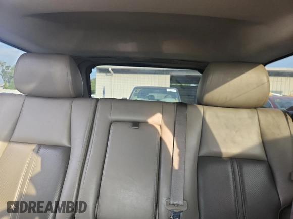 2005 Jeep Grand Cherokee Limited with VIN 1J4HR58235C654101, listed as a Copart auction lot 65961985 with 204,577 mi miles and Non repairable. Bid and sale history available at DreamBid. Image 10.