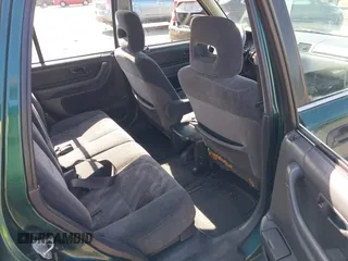 2001 Honda CR-V LX with VIN JHLRD18441C010462, listed as a IAAI auction lot 41929596 with 215,871 mi miles. Bid and sale history available at carsss.com. Image 8.