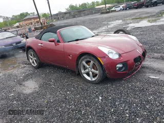 2009 Pontiac Solstice GXP z VIN 1G2MG35XX9Y102204, wystawiony jako IAAI lot #42255138 z przebiegiem 106 472 mil mil oraz . Historia ofert i sprzedaży dostępna na DreamBid. Obrazek 1.
