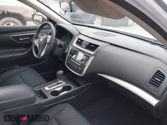 2017 Nissan Altima SV with VIN 1N4AL3AP9HC476384, listed as a IAAI auction lot 42331324 with 175,795 mi miles and . Bid and sale history available at DreamBid. Image 5.
