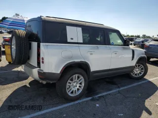 2024 Land Rover Defender S z VIN SALEJ7EU4R2249502, wystawiony jako Copart lot #75354764 z przebiegiem 6 254 mil mil oraz Szkoda całkowita • Salvage title. Historia ofert i sprzedaży dostępna na DreamBid. Obrazek 3.