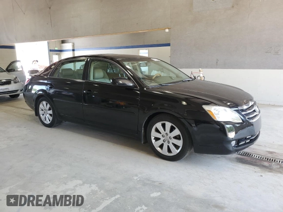 2006 Toyota Avalon XL with VIN 4T1BK36B36U119607, listed as a Copart auction lot 62287305 with 167,000 mi miles and Clean title. Bid and sale history available at DreamBid. Image 4.