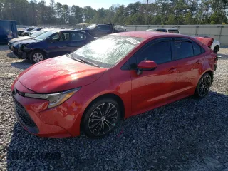 2020 Toyota Corolla LE with VIN 5YFEPRAE4LP086956, listed as a Copart auction lot 87750105 with 83,822 mi miles and Salvage Title. Bid and sale history available at carsss.com. Image 1.