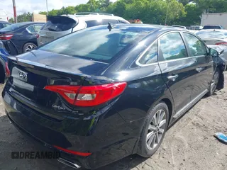2017 Hyundai Sonata Sport z VIN 5NPE34AF3HH502782, wystawiony jako IAAI lot #42320939 z przebiegiem 164 575 mil mil oraz . Historia ofert i sprzedaży dostępna na DreamBid. Obrazek 4.