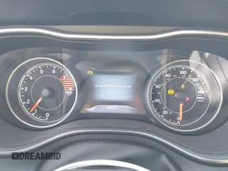 2019 Jeep Cherokee Trailhawk с VIN 1C4PJMBX7KD189366, выставлен на аукционе IAAI как лот 42252787 с пробегом 132 635 миль миль и . История ставок и продаж доступна на DreamBid. Изображение 7.