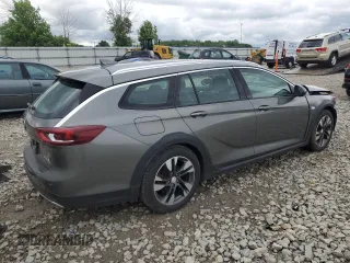 2018 Buick Regal Essence with VIN W04GV8SX5J1066364, listed as a Copart auction lot 59306695 with 97,251 mi miles and Non repairable. Bid and sale history available at DreamBid. Image 3.
