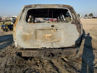 2007 Chevrolet Tahoe LT z VIN 1GNFC13057J143850, wystawiony jako Copart lot #89405105 z przebiegiem Nie podano mil oraz Nie do naprawy • Non repairable. Historia ofert i sprzedaży dostępna na DreamBid. Obrazek 6.