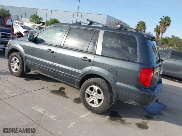 2004 Honda Pilot EX with VIN 2HKYF18414H589485, listed as a IAAI auction lot 42100822 with 172,254 mi miles. Bid and sale history available at carsss.com. Image 3.