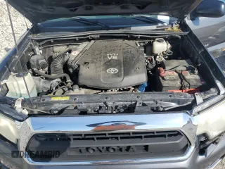 2014 Toyota Tacoma with VIN 3TMLU4ENXEM135620, listed as a Copart auction lot 52013405 with 230,005 mi miles and Salvage Title. Bid and sale history available at DreamBid. Image 11.