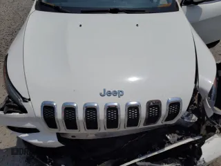 2017 Jeep Cherokee Limited с VIN 1C4PJMDS6HW571550, выставлен на аукционе Copart как лот 62050655 с пробегом 114 345 миль миль и Списание • Salvage title. История ставок и продаж доступна на DreamBid. Изображение 12.