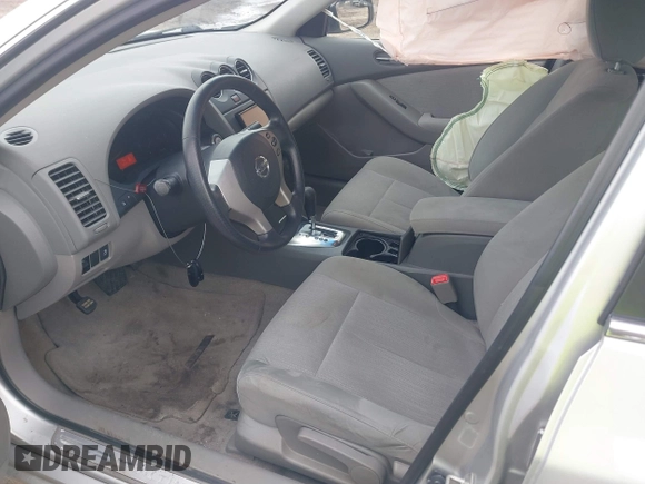 2012 Nissan Altima 2.5 SL with VIN 1N4AL2AP2CN403025, listed as a IAAI auction lot 41649270 with 68,162 mi miles. Bid and sale history available at carsss.com. Image 5.