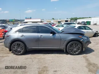2017 Infiniti QX70 с VIN JN8CS1MU0HM140035, выставлен на аукционе IAAI как лот 42342714 с пробегом 86 801 миль миль и . История ставок и продаж доступна на DreamBid. Изображение 13.