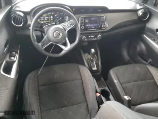2018 Nissan Kicks SV with VIN 3N1CP5CU3JL526098, listed as a Copart auction lot 48313945 with 155,687 mi miles and Clean Title. Bid and sale history available at carsss.com. Image 8.