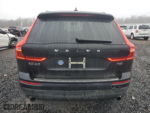 2018 Volvo XC60 Momentum with VIN LYV102RK1JB087884, listed as a Copart auction lot 49696925 with 34,601 mi miles and Salvage Title. Bid and sale history available at carsss.com. Image 6.