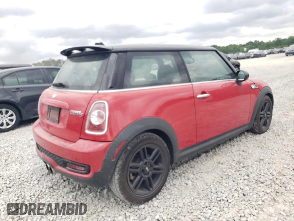 2013 MINI Hardtop S with VIN WMWSV3C58DT389460, listed as a Copart auction lot 54031105 with 59,645 mi miles and Salvage Title. Bid and sale history available at DreamBid. Image 3.