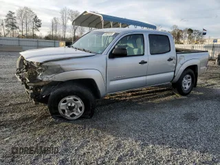 2010 Toyota Tacoma PreRunner with VIN 3TMJU4GN6AM102922, listed as a Copart auction lot 49826455 with 302,827 mi miles and Salvage Title. Bid and sale history available at DreamBid. Image 1.
