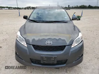 2011 Toyota Matrix S z VIN 2T1KE4EEXBC048054, wystawiony jako Copart lot #55150605 z przebiegiem 108 447 mil mil oraz Szkoda całkowita • Salvage title. Historia ofert i sprzedaży dostępna na DreamBid. Obrazek 5.