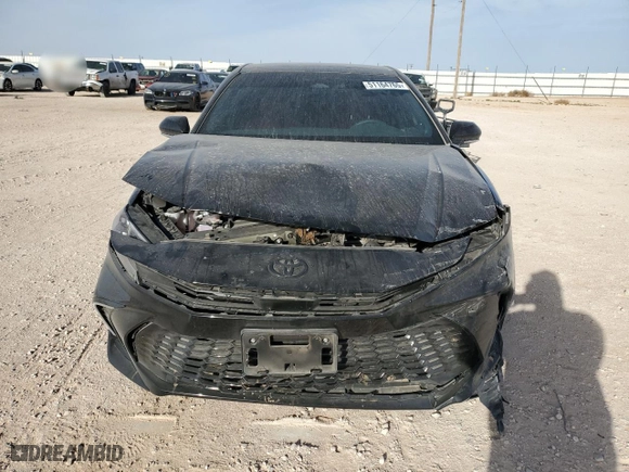 2025 Toyota Camry LE with VIN 4T1DAACK4SU043667, listed as a Copart auction lot 51164765 with 3,606 mi miles and Salvage Title. Bid and sale history available at carsss.com. Image 5.