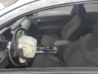 2008 Ford Focus SE z VIN 1FAHP33N48W204502, wystawiony jako Copart lot #53145615 z przebiegiem Nie podano mil oraz Szkoda całkowita • Salvage title. Historia ofert i sprzedaży dostępna na DreamBid. Obrazek 7.