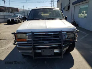 1993 Ford Explorer Eddie Bauer z VIN 1FMDU32X2PUB85958, wystawiony jako Copart lot #78896464 z przebiegiem 61 905 mil mil oraz Szkoda całkowita • Salvage title. Historia ofert i sprzedaży dostępna na DreamBid. Obrazek 5.