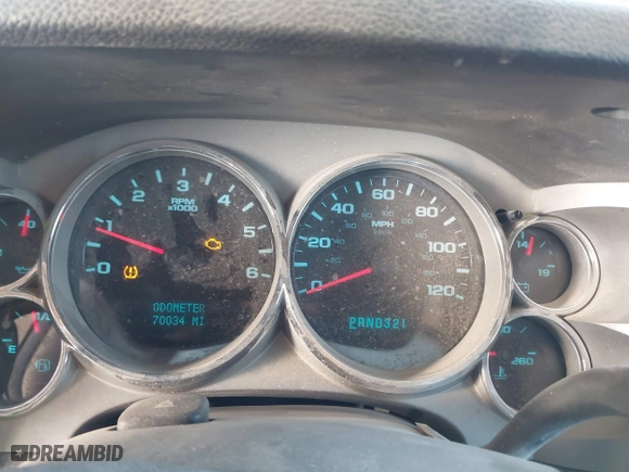 2008 Chevrolet Silverado 1500 LT w/1LT with VIN 1GCEC19018Z241255, listed as a IAAI auction lot 41473656 with 70,034 mi miles. Bid and sale history available at carsss.com. Image 7.