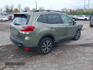 2019 Subaru Forester Limited with VIN JF2SKASC6KH431965, listed as a IAAI auction lot 42000207 with 31,496 mi miles. Bid and sale history available at carsss.com. Image 4.