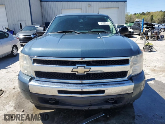 2010 Chevrolet Silverado 1500 LT with VIN 1GCSKSE37AZ150993, listed as a Copart auction lot 50356515 with 110,584 mi miles and Salvage Title. Bid and sale history available at DreamBid. Image 5.