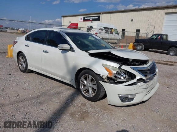 2014 Nissan Altima SV with VIN 1N4AL3AP1EC328418, listed as a IAAI auction lot 41800996 with 195,350 mi miles and . Bid and sale history available at DreamBid. Image 1.