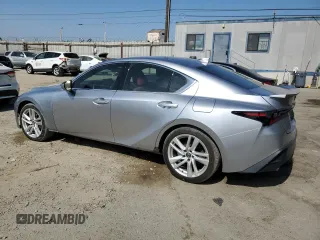 2021 Lexus IS 300 z VIN JTHAA1D24M5117249, wystawiony jako Copart lot #61182855 z przebiegiem 32 540 mil mil oraz Szkoda całkowita • Salvage title. Historia ofert i sprzedaży dostępna na DreamBid. Obrazek 2.