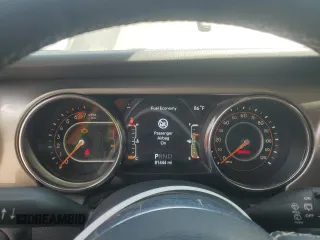 2019 Jeep Wrangler Unlimited Sahara with VIN 1C4HJXEN1KW504490, listed as a Copart auction lot 55633055 with 81,444 mi miles and Salvage Title. Bid and sale history available at DreamBid. Image 9.