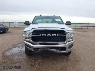 2019 Ram 2500 Big Horn with VIN 3C6UR5DJ8KG544954, listed as a IAAI auction lot 41588673 with 50,410 mi miles. Bid and sale history available at carsss.com. Image 13.