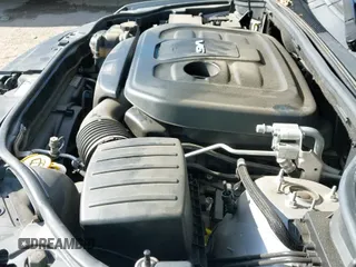 2018 Jeep Grand Cherokee Altitude z VIN 1C4RJEAGXJC429126, wystawiony jako IAAI lot #41300948 z przebiegiem 61 683 mil mil oraz . Historia ofert i sprzedaży dostępna na DreamBid. Obrazek 19.