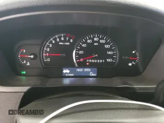 2011 Cadillac DTS Professional Limousine z VIN 1GE7K9C61BU600591, wystawiony jako Copart lot #55618735 z przebiegiem 31 702 mil mil oraz Tytuł czysty. Historia ofert i sprzedaży dostępna na DreamBid. Obrazek 9.