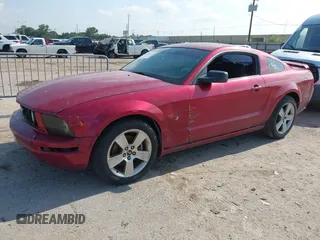 2006 Ford Mustang GT Deluxe с VIN 1ZVFT82H865196619, выставлен на аукционе IAAI как лот 42408724 с пробегом 199 280 миль миль и . История ставок и продаж доступна на DreamBid. Изображение 2.