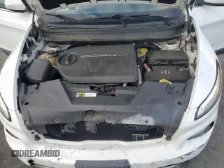 2015 Jeep Cherokee Limited with VIN 1C4PJLDS8FW732276, listed as a Copart auction lot 51364315 with 98,792 mi miles and Salvage Title. Bid and sale history available at DreamBid. Image 13.