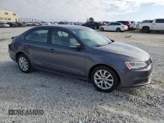 2012 Volkswagen Jetta Sedan SE w/Convenience & Sunroof PZEV with VIN 3VWBP7AJXCM317268, listed as a Copart auction lot 44038685 with 121,302 mi miles and Salvage Title. Bid and sale history available at carsss.com. Image 4.