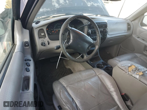1998 Ford Explorer Sport z VIN 1FMYU24E9WUD43203, wystawiony jako Copart lot #88486715 z przebiegiem 222 238 mil mil oraz Szkoda całkowita • Salvage title. Historia ofert i sprzedaży dostępna na DreamBid. Obrazek 8.