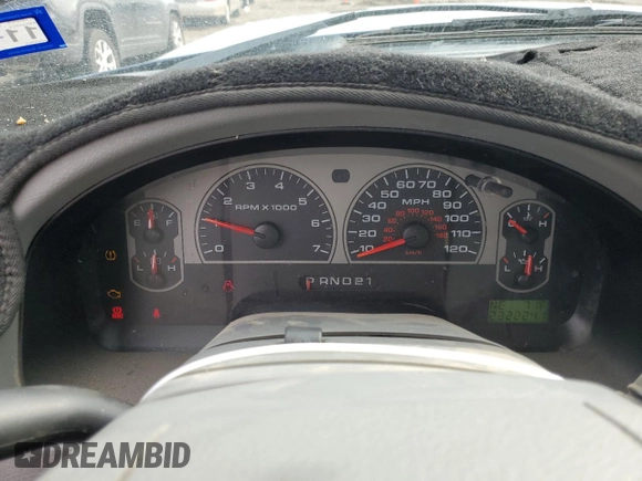 2008 Ford F-150 XL with VIN 1FTRW12W98FB02631, listed as a Copart auction lot 46713715 with 232,224 mi miles and Clean Title. Bid and sale history available at carsss.com. Image 9.