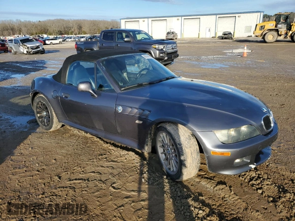 2001 BMW Z3 3.0 with VIN WBACN53451LL46309, listed as a Copart auction lot 88944085 with 159,449 mi miles and Salvage title. Bid and sale history available at DreamBid. Image 4.