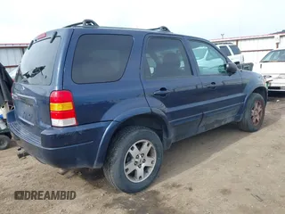 2004 Ford Escape Limited with VIN 1FMCU94144KB50837, listed as a IAAI auction lot 41830815 with 181,729 mi miles. Bid and sale history available at carsss.com. Image 4.