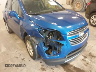 2015 Chevrolet Trax LT with VIN KL7CJLSB2FB216338, listed as a IAAI auction lot 41864251 with 174,664 mi miles. Bid and sale history available at carsss.com. Image 6.