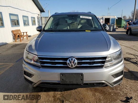 2020 Volkswagen Tiguan SE with VIN 3VV2B7AX7LM098132, listed as a Copart auction lot 48428785 with 80,514 mi miles and Salvage Title. Bid and sale history available at DreamBid. Image 5.