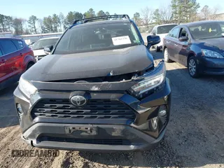 2019 Toyota RAV4 XLE with VIN 2T3W1RFV3KC002372, listed as a IAAI auction lot 41701236 with 111,706 mi miles. Bid and sale history available at carsss.com. Image 12.