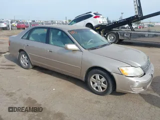 2001 Toyota Avalon XL w/Bucket Seats with VIN 4T1BF28B61U131772, listed as a IAAI auction lot 42039204 with 1 mi miles. Bid and sale history available at carsss.com. Image 1.
