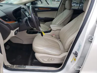 2018 Lincoln MKC Select with VIN 5LMCJ2C93JUL12087, listed as a Copart auction lot 51416835 with 97,403 mi miles and Salvage Title. Bid and sale history available at DreamBid. Image 7.